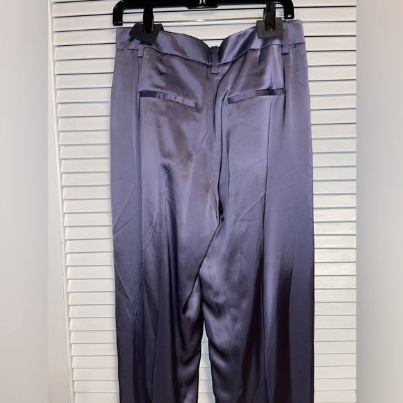 Vince Pleat Front Shiny Pant in purple——Size 6–NWT - Picture 9 of 14